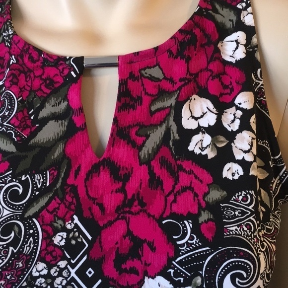 White House Black Market Paisley Sleeveless Tunic. D/A138/ - Picture 2 of 4